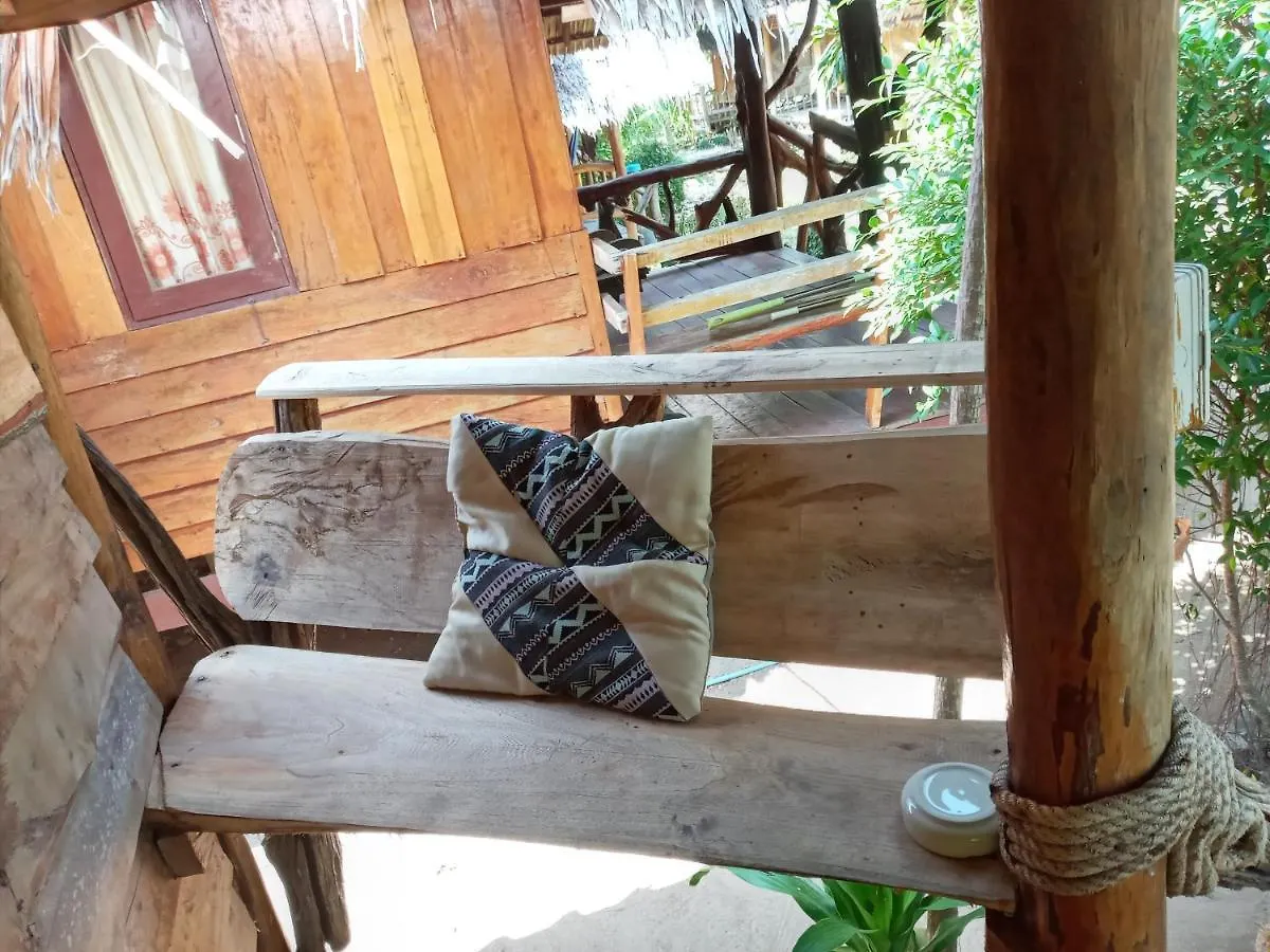 ** Maison d'hôtes Mama Klong Khong Bungalow Ko Lanta Thaïlande